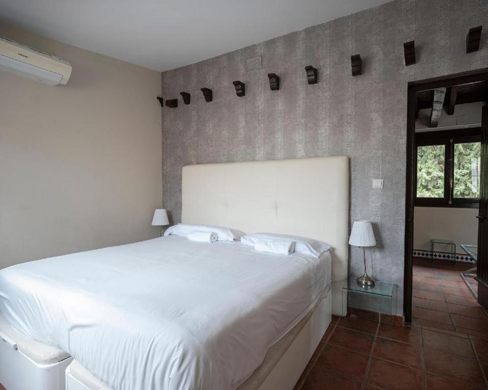 גרנדה Apartamentos Optima Palacete De La Alhambra Junto A La Alhambra מראה חיצוני תמונה